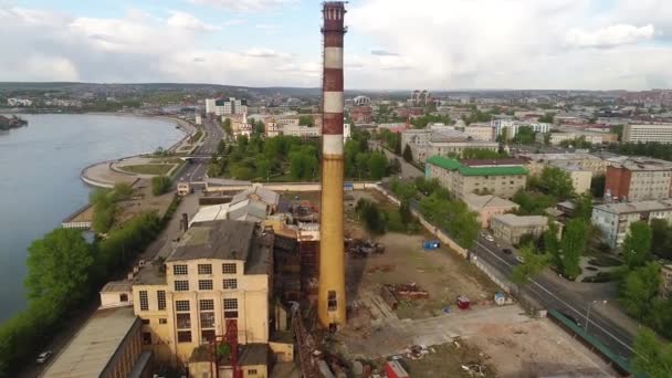 Övergiven Värmestation Före Detta Tepaketeringsfabrik Irkutsk Floden Angara — Stockvideo