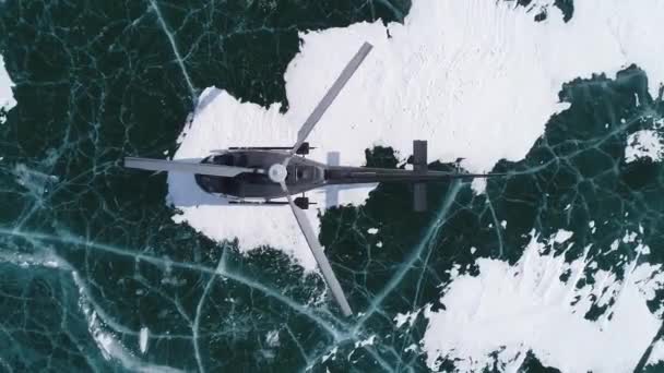 Helicopter Stands Ice Largest Lake Baikal Black Helicopter Takeoff View — Stockvideo