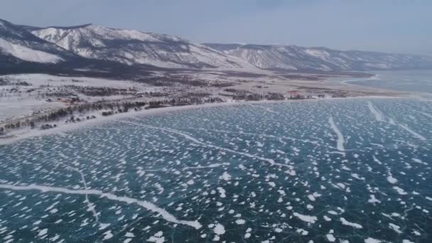 Het Baikalmeer Bevroren Ijsschotsen Ijshangmatten Olkhon Eiland Buryatia — Stockvideo