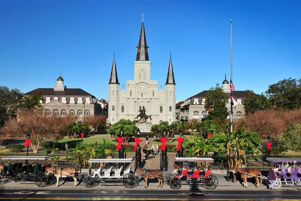 V saint louis katedrála bazilika, francouzský čtvrtletí, new orleans, louisiana, usa. — Stock fotografie