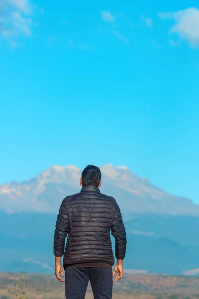 Man Hiking Mountains Mexico —  Fotos de Stock