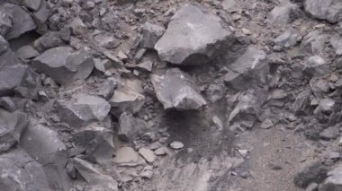 açık çukur volkanik kaya çıkarma