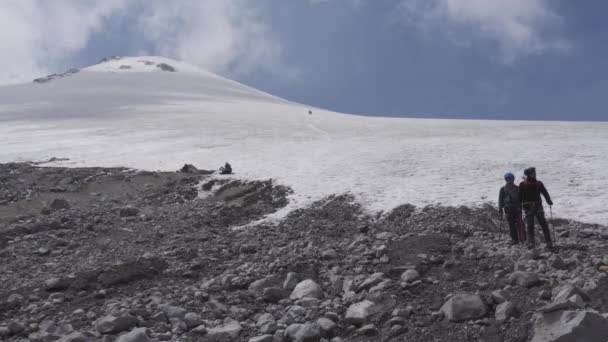 Kráter ledovcová jamapa sopky Pico de Orizaba v Mexiku — Stock video