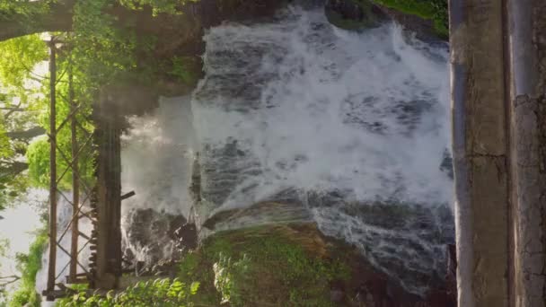 Young Man Backpack Has Reached Beautiful Waterfall — Vídeo de stock