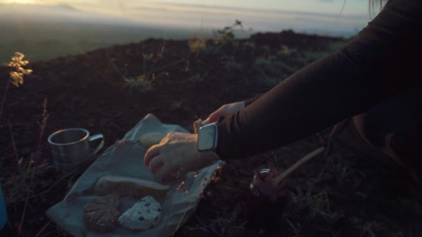 Climber Preparing Food Mountain Top Mexico — Wideo stockowe