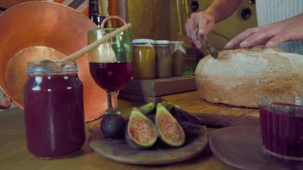 Womans Hand Cutting Bread Spread Jam — Stockvideo