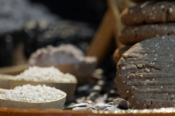 Galletas Pinole Caseras Con Amaranto Sobre Fondo Negro — Foto de Stock