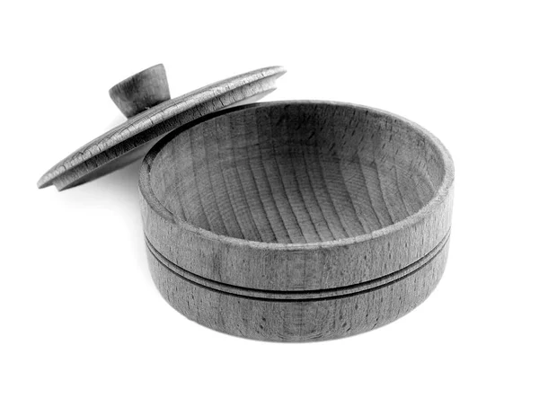 空的木碗，用孤立的白色背景上一个盖子。从上面查看 — 图库照片