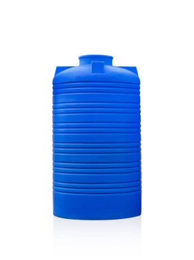 Mavi plastik su tankı kesme yolu ile beyaz zemin üzerinde izole.