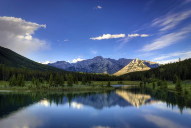 Art arda sıralı havuzlar