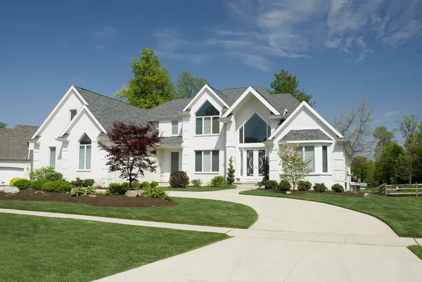 Modern huis — Stockfoto