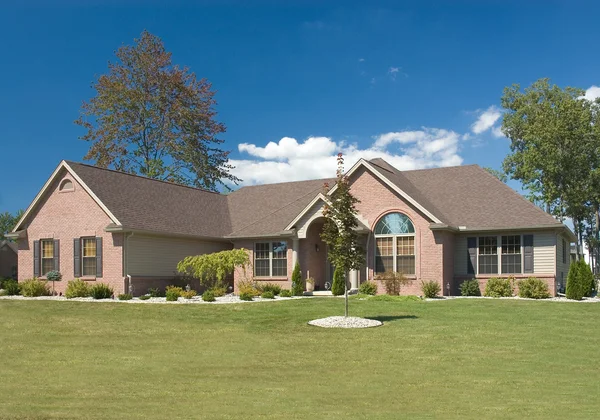 House 8