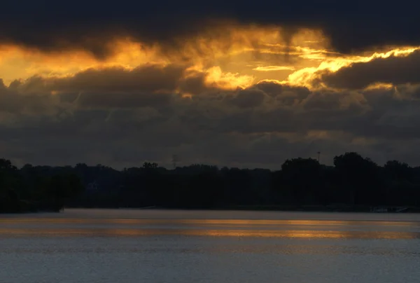 Floden sunset — Stockfoto