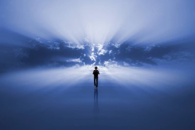 İnsanoğlu evrene doğru yürüyor.