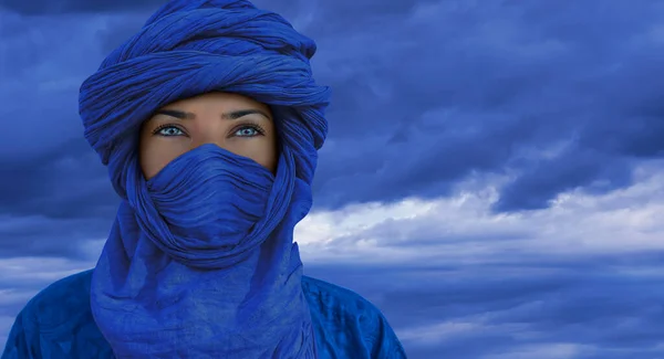 Woman Tuareg Desert — Stock Photo, Image