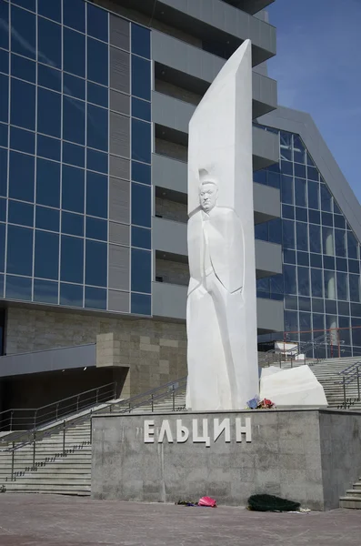 Monument to the first president of Russia Boris Yeltsin — Stock Photo, Image