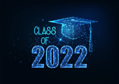 2022 mezuniyet sınıfının parlak düşük çokgen mezuniyet şapkası koyu mavi üzerine izole edilmiş fütüristik konsepti