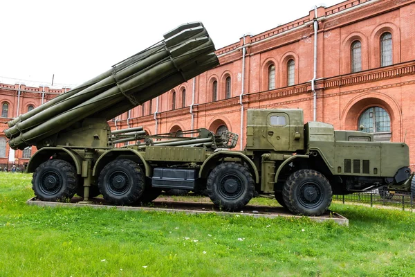 Vintage Russian military vehicle on green gras — Stock Photo, Image