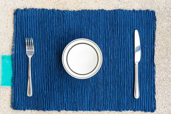 Conjunto de cena con tenedor y cuchillo —  Fotos de Stock