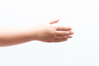 Asyalı kadın çeşitli el hareketleri yapıyor