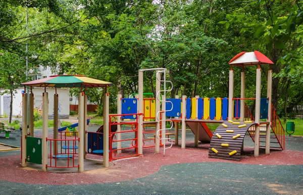 Plac zabaw dla dzieci w parku Obraz Stockowy