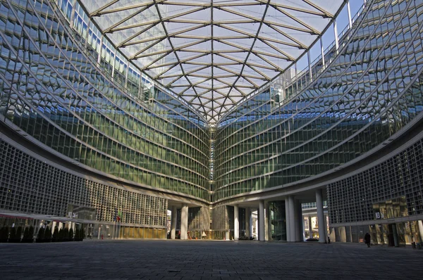 Μοντέρνα αρχιτεκτονική στο νέο κέντρο της επιχείρησης, Μιλάνο, Ιταλία — Φωτογραφία Αρχείου