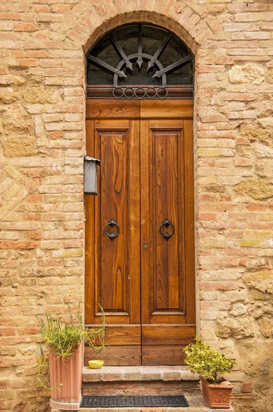 旧门、 托斯卡纳、 意大利 — 图库照片