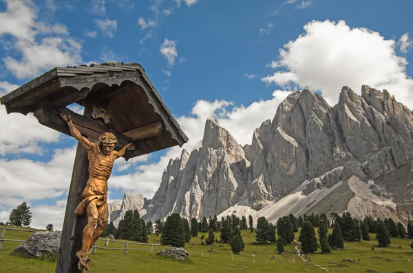Odles, údolí funes, Jižní Tyrolsko, Itálie. — Stock fotografie