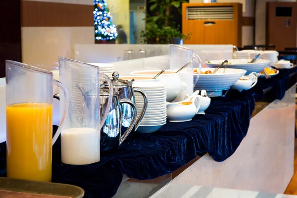 Mesa para el desayuno continental — Foto de Stock