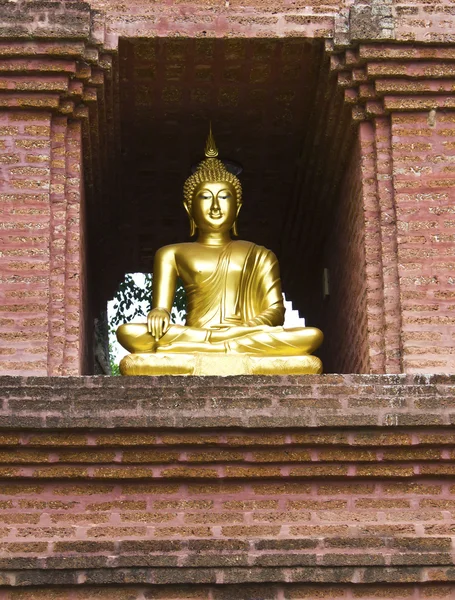 Buddha i wat nearamit vipusana loei, thailand — Stockfoto