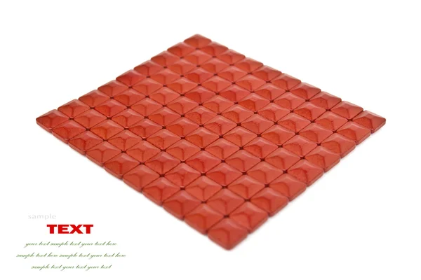 Rote quadratische Medikamentenpillen auf weißem Hintergrund mit Platz für — Stockfoto