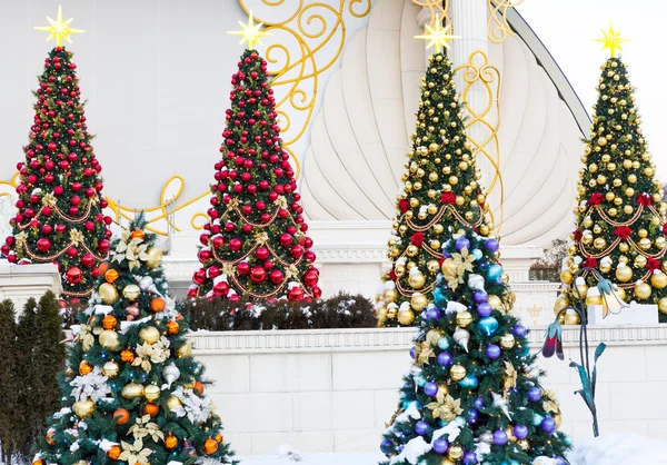 Christmas decoration with snow — Stock Photo, Image