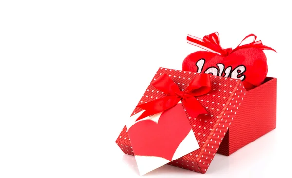 Red valentine gift box and tag — Stock Photo, Image