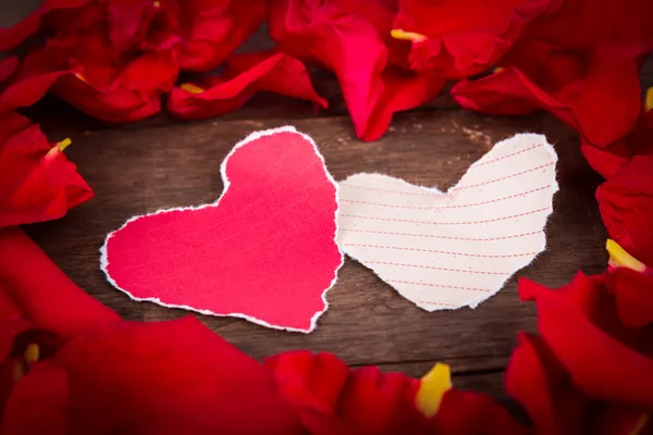 Two Heart shaped paper on wood with decoration of red rose - va — Stock Photo, Image