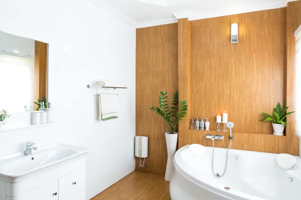 Interiér koupelny moderní dům — Stock fotografie