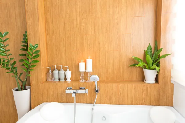 Casa moderna baño interior —  Fotos de Stock