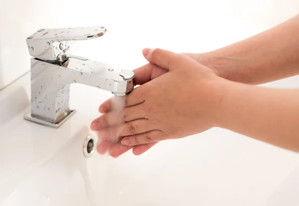 Lavage des mains — Photo