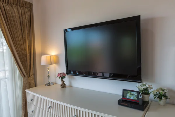 Oturma odasında modern televizyon — Stok fotoğraf