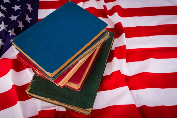 Vintage book on American flag — Stock Photo, Image