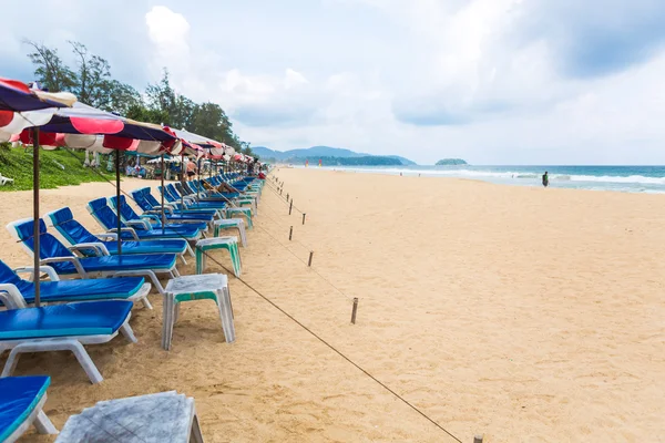 Phuket - 7 juni: turister spenderar sin semester på den 7 juni, 2014 — Stockfoto