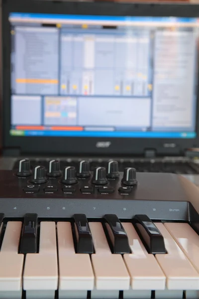 Keyboard controller. — Stock Photo, Image