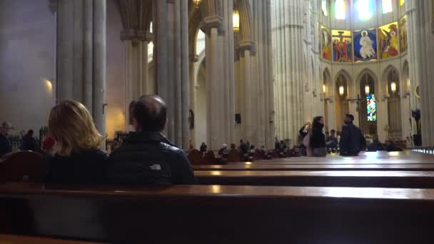 Intérieur Catedral Santa Mari Real Almudena Madrid Espagne 2022 — Video