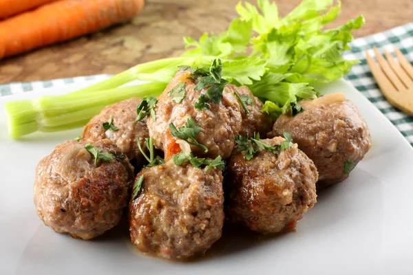 Meatballs stewed with vegetables — Stock Photo, Image