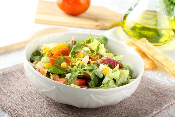 Bowl of mixed salad — Stock Photo, Image