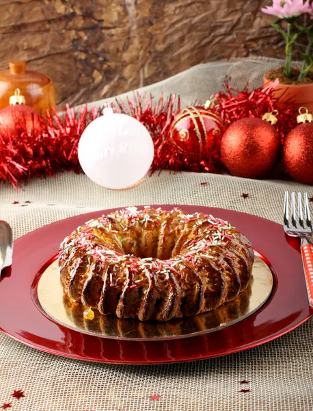 Sizilianische Süßspeise mit getrockneten Feigen und Gebäck auf dem Weihnachtstisch — Stockfoto
