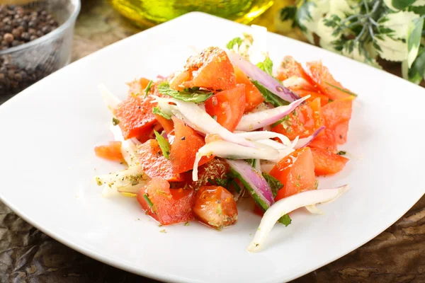 Salada de tomate e cebola — Fotografia de Stock