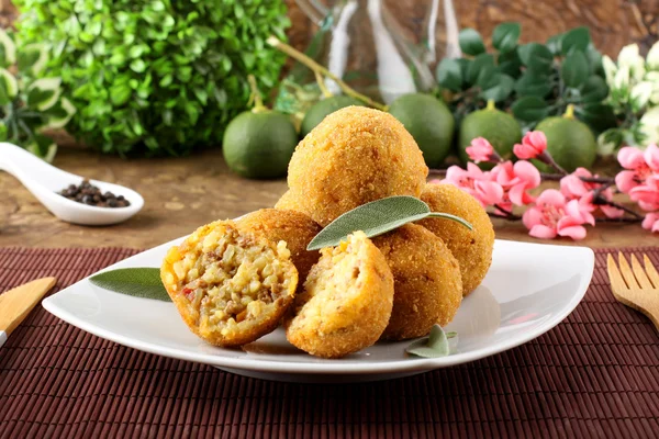 Arroz e carne de Arancini — Fotografia de Stock