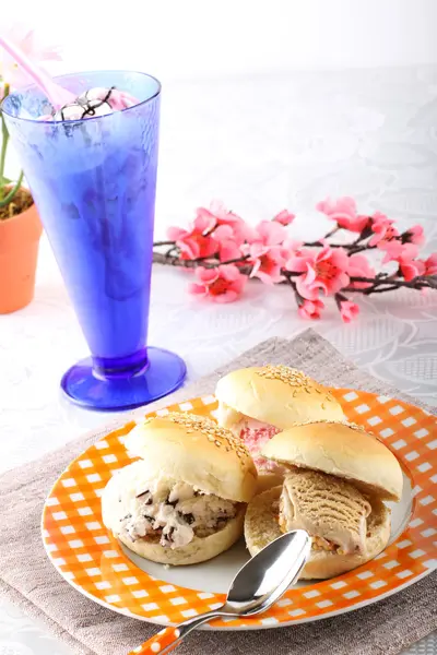 Brioche siciliane con gelato — Foto Stock