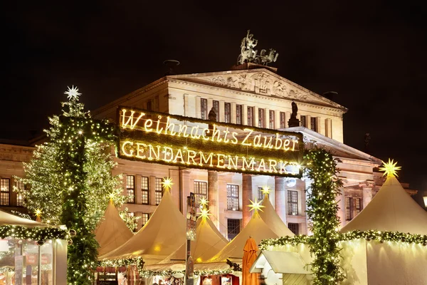 Vánoční trh v gendarmenmarkt, Berlín — Stock fotografie