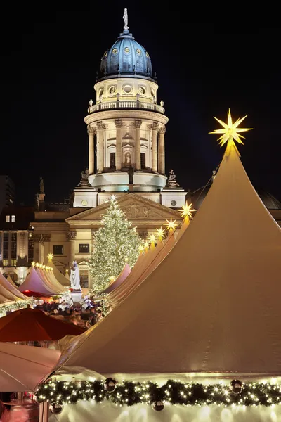 Vánoční trh v gendarmenmarkt, Berlín — Stock fotografie